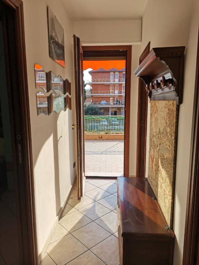 Il Tulipano Apartment San Bartolomeo Al Mare Luaran gambar